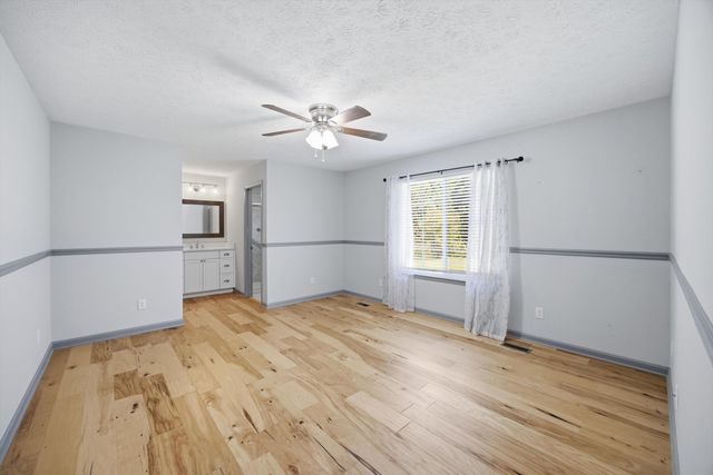 2244 N Fork Drive, Soddy Daisy, TN 37379