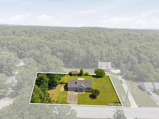 2244 N Fork Drive, Soddy Daisy, TN 37379