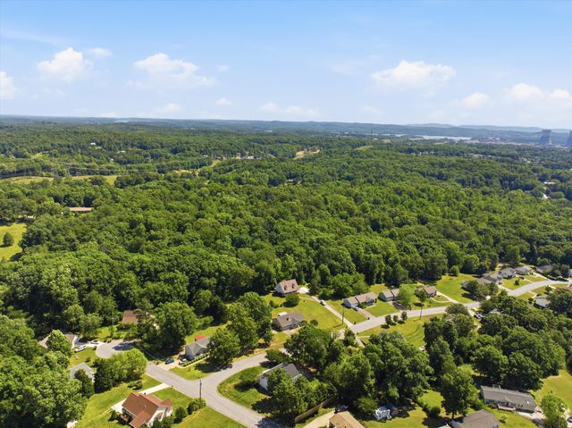 2244 N Fork Drive, Soddy Daisy, TN 37379