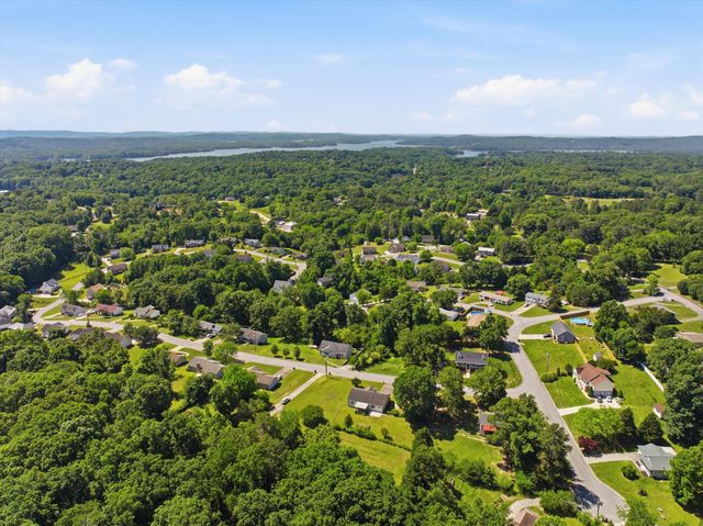 2244 N Fork Drive, Soddy Daisy, TN 37379
