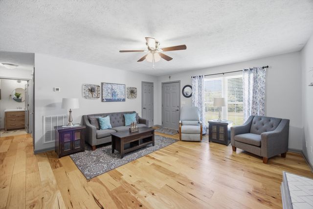 2244 N Fork Drive, Soddy Daisy, TN 37379