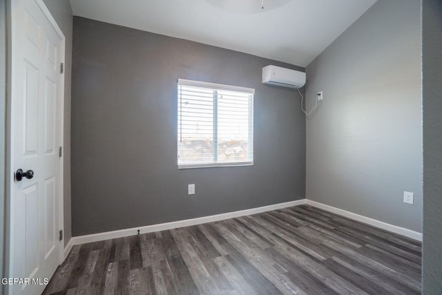8335 Roseway Drive 2, El Paso, TX 79907