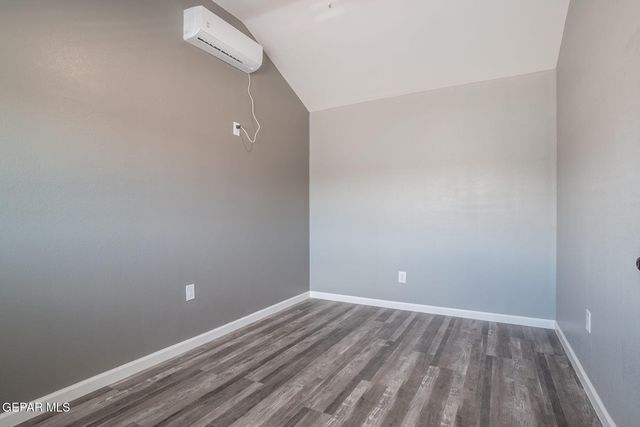 8335 Roseway Drive 2, El Paso, TX 79907