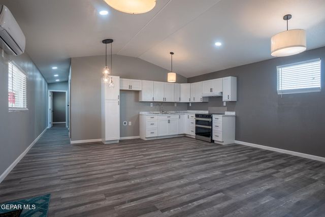8335 Roseway Drive 2, El Paso, TX 79907