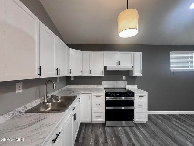 8335 Roseway Drive 2, El Paso, TX 79907