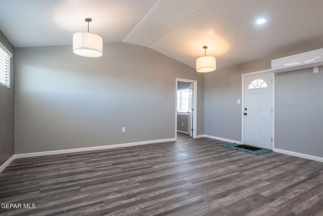 8335 Roseway Drive 2, El Paso, TX 79907