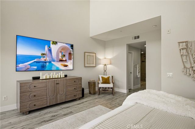 108 Rockefeller, Irvine, CA 92612