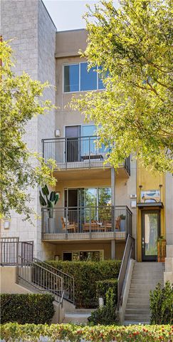 108 Rockefeller, Irvine, CA 92612