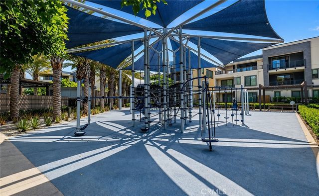 108 Rockefeller, Irvine, CA 92612