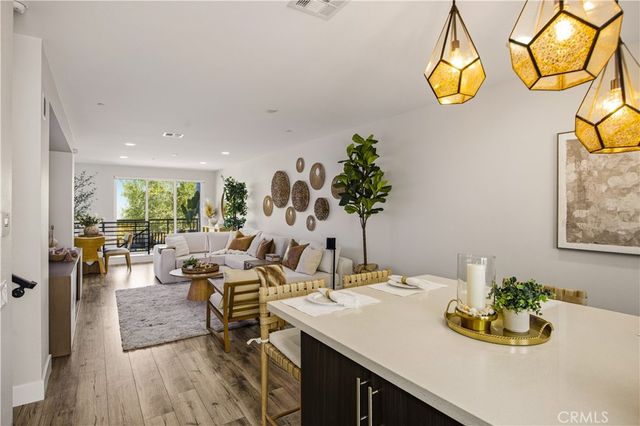 108 Rockefeller, Irvine, CA 92612
