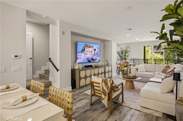 108 Rockefeller, Irvine, CA 92612