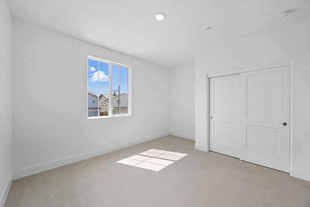 4677 Strandberg Ave, Lathrop, CA 95330