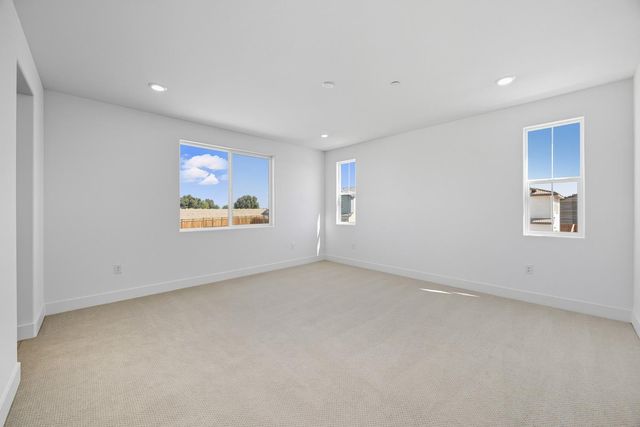 4677 Strandberg Ave, Lathrop, CA 95330