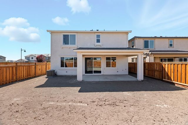 4677 Strandberg Ave, Lathrop, CA 95330