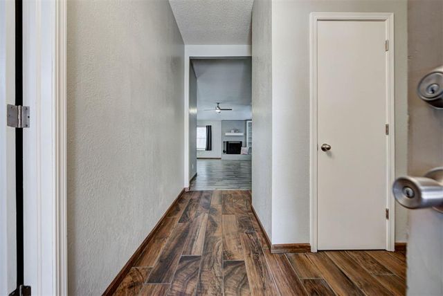 16929 Cedarwood Drive, Edmond, OK 73012