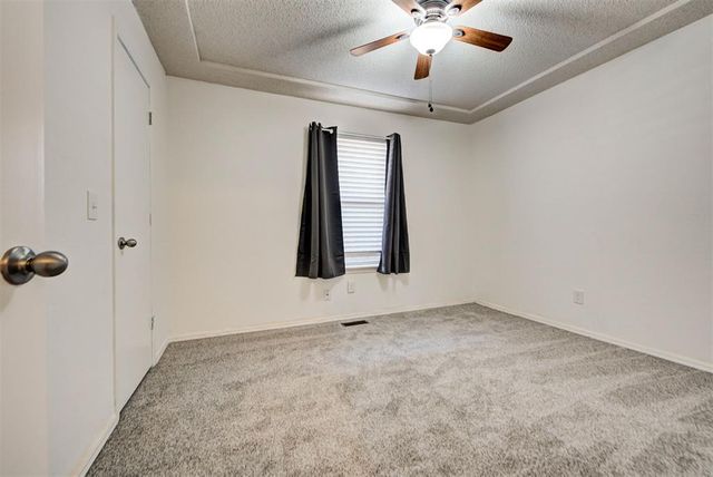 16929 Cedarwood Drive, Edmond, OK 73012