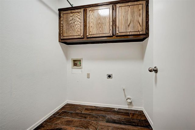 16929 Cedarwood Drive, Edmond, OK 73012