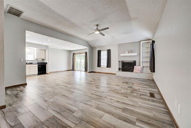 16929 Cedarwood Drive, Edmond, OK 73012