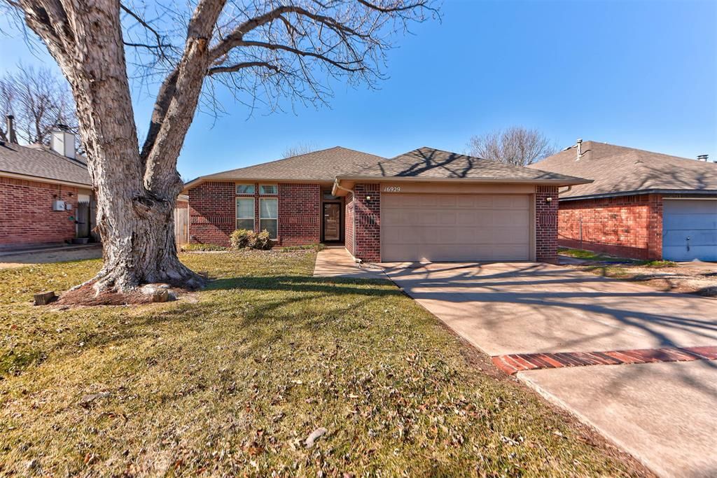 16929 Cedarwood Drive, Edmond, OK 73012