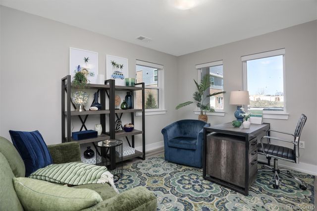 735 Canterbury Lane, Troy, MI 48085