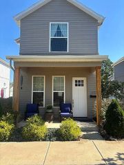 1372 S Duncan Avenue, Fayetteville, AR 72701