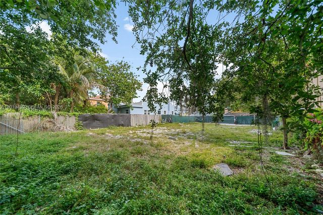 161 NE 60th St, Miami, FL 33137