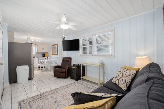 302 46th Ave. N, North Myrtle Beach, SC 29582