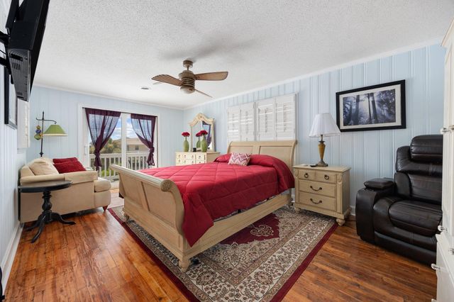 302 46th Ave. N, North Myrtle Beach, SC 29582