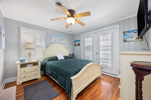 302 46th Ave. N, North Myrtle Beach, SC 29582