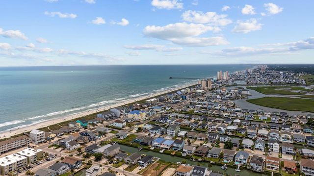 302 46th Ave. N, North Myrtle Beach, SC 29582
