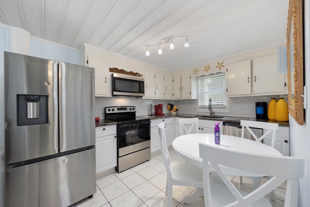 302 46th Ave. N, North Myrtle Beach, SC 29582 — photo 3