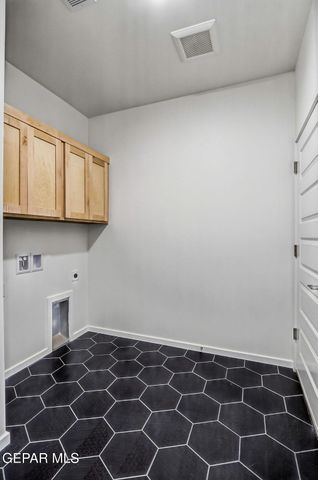 12705 Fredericksberg Avenue, El Paso, TX 79928