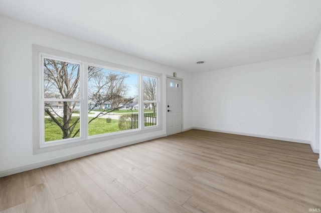 4628 Dodge Avenue, Fort Wayne, IN 46815