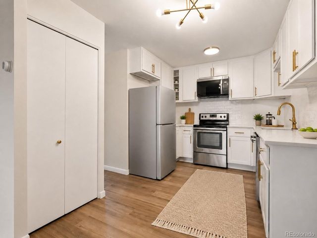 675 S Alton Way 9C, Denver, CO 80247