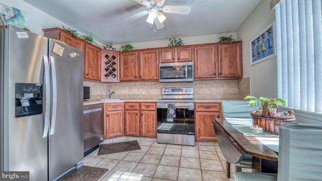 2606 BOULDER CT, Mays Landing, NJ 08330