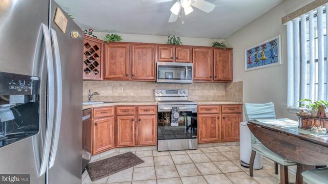 2606 BOULDER CT, Mays Landing, NJ 08330