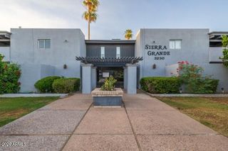 3230 E PINCHOT Avenue 32, Phoenix, AZ 85018