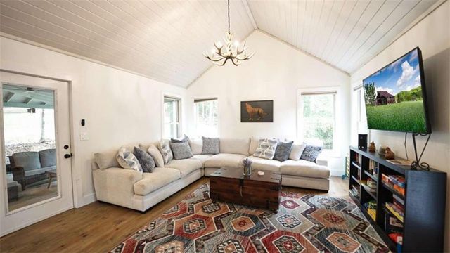 237 Chestnut Gap Road, Blue Ridge, GA 30513