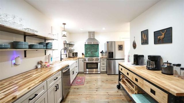 237 Chestnut Gap Road, Blue Ridge, GA 30513