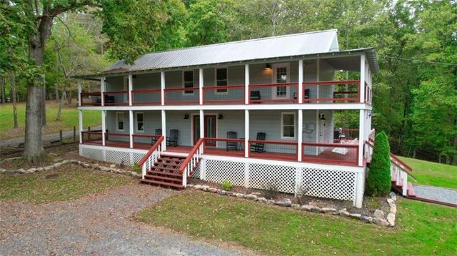 237 Chestnut Gap Road, Blue Ridge, GA 30513