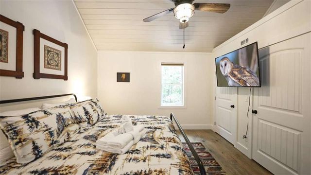 237 Chestnut Gap Road, Blue Ridge, GA 30513