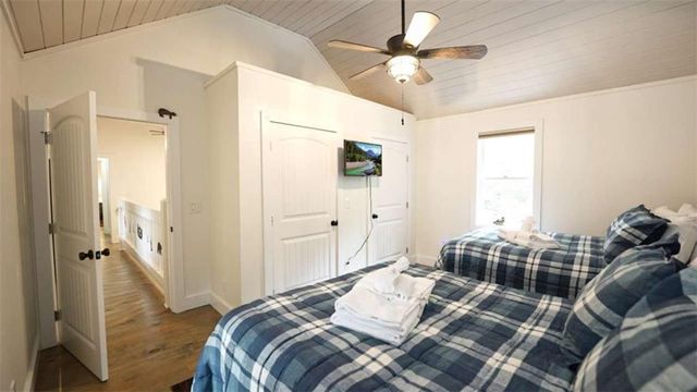 237 Chestnut Gap Road, Blue Ridge, GA 30513