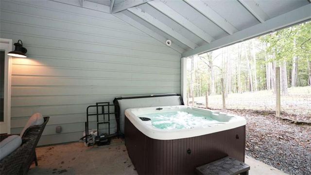 237 Chestnut Gap Road, Blue Ridge, GA 30513