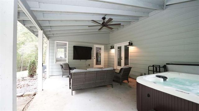 237 Chestnut Gap Road, Blue Ridge, GA 30513