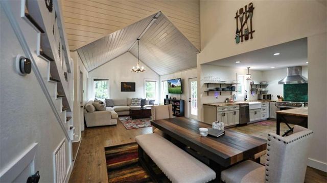 237 Chestnut Gap Road, Blue Ridge, GA 30513