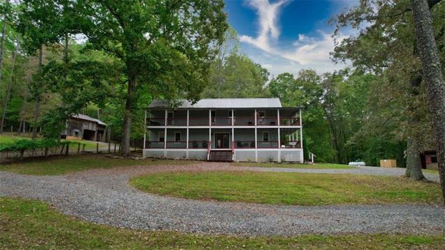 237 Chestnut Gap Road, Blue Ridge, GA 30513