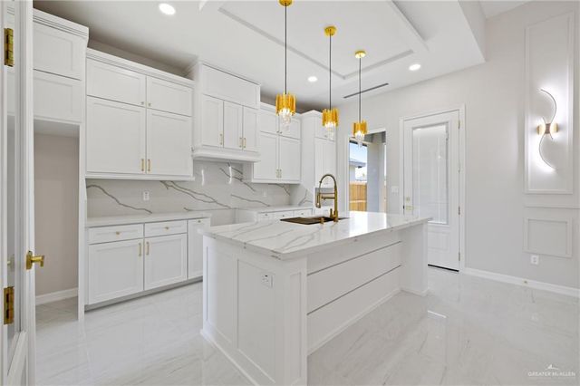 1108 E Evergreen Avenue, San Juan, TX 78589