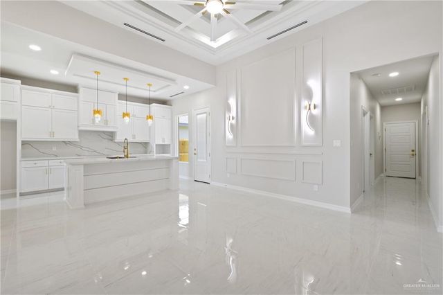 1108 E Evergreen Avenue, San Juan, TX 78589