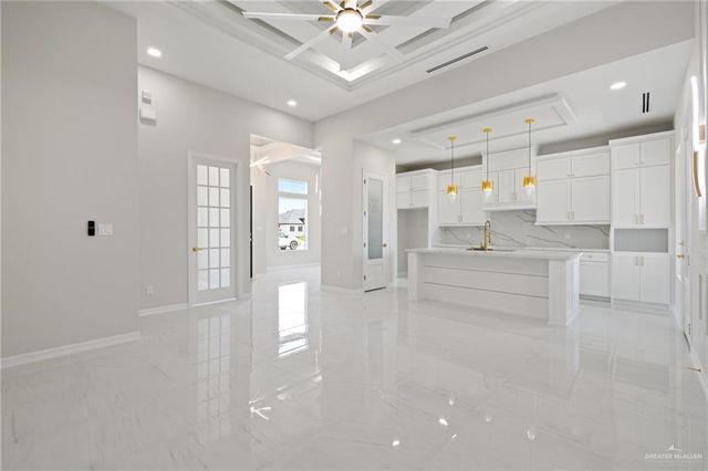 1108 E Evergreen Avenue, San Juan, TX 78589