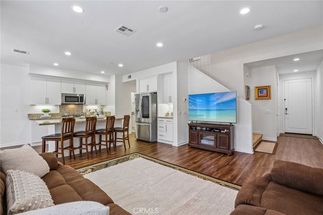 248 Finch, Lake Forest, CA 92630